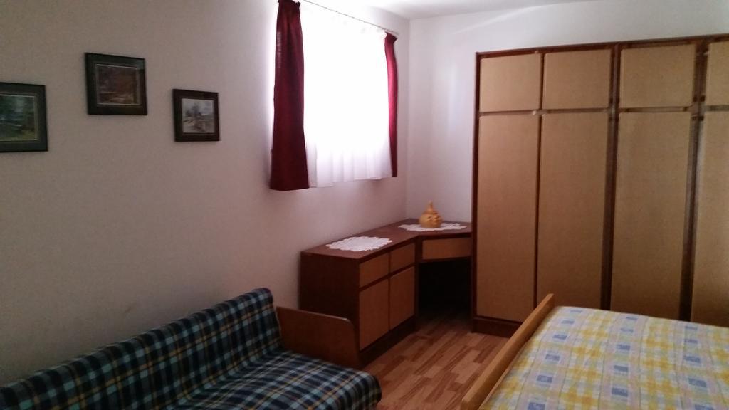 Apartmani Novosel Šilo Buitenkant foto