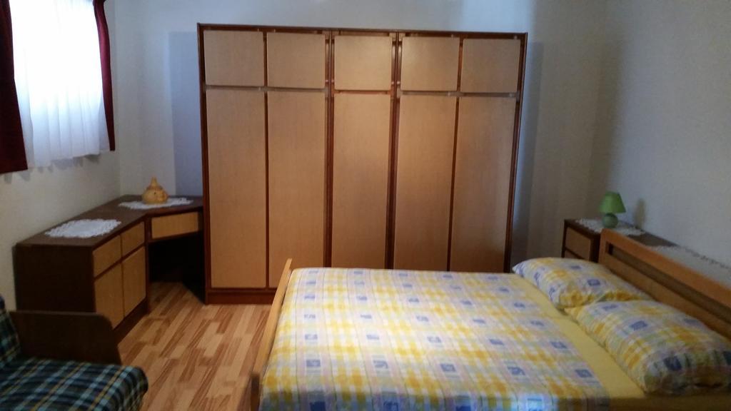 Apartmani Novosel Šilo Buitenkant foto