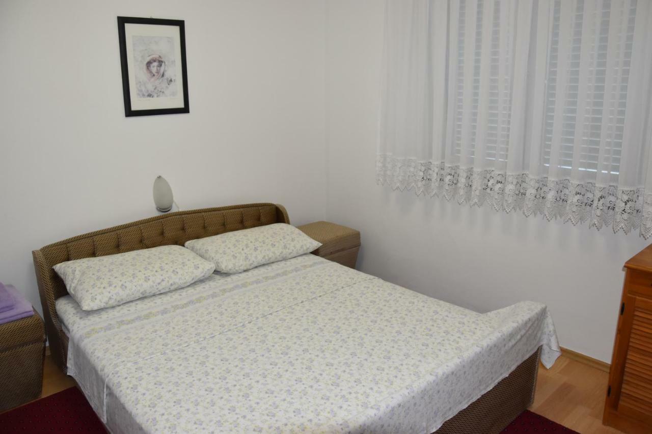 Apartmani Novosel Šilo Buitenkant foto