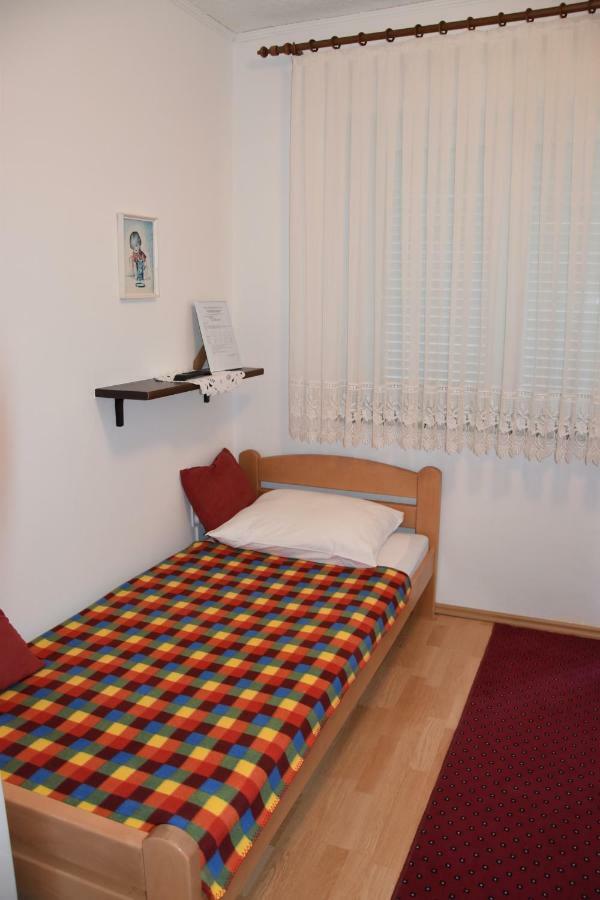 Apartmani Novosel Šilo Buitenkant foto