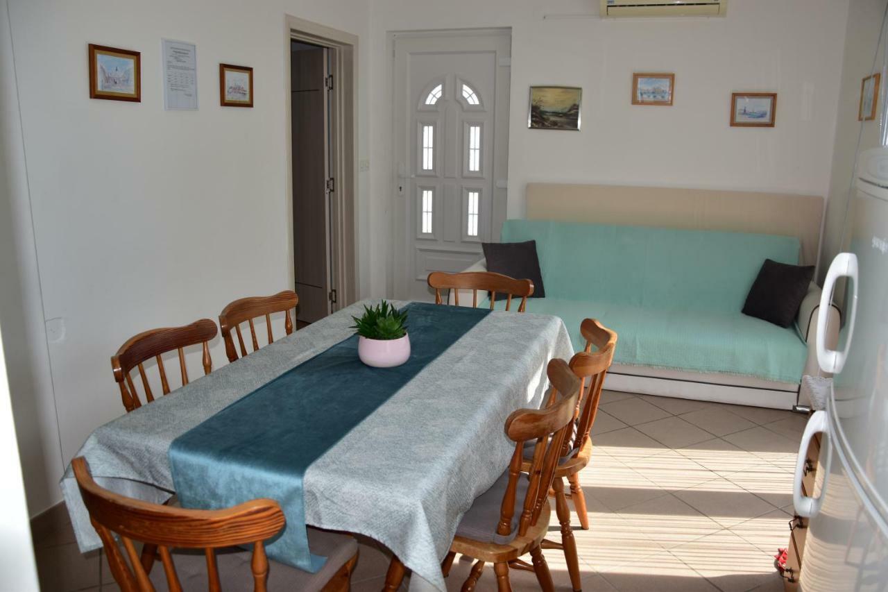 Apartmani Novosel Šilo Buitenkant foto