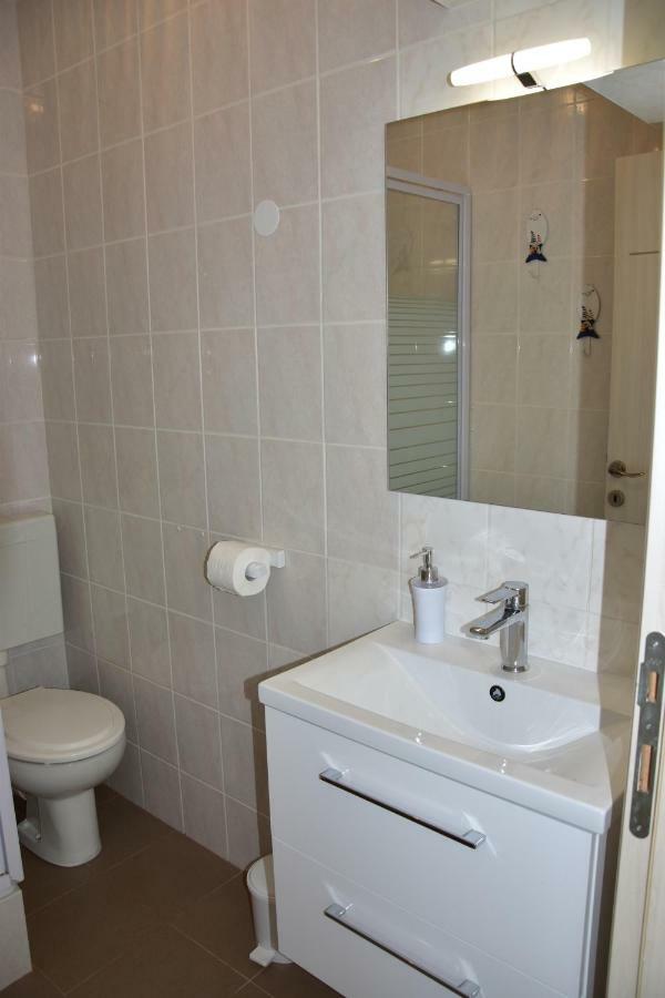 Apartmani Novosel Šilo Buitenkant foto