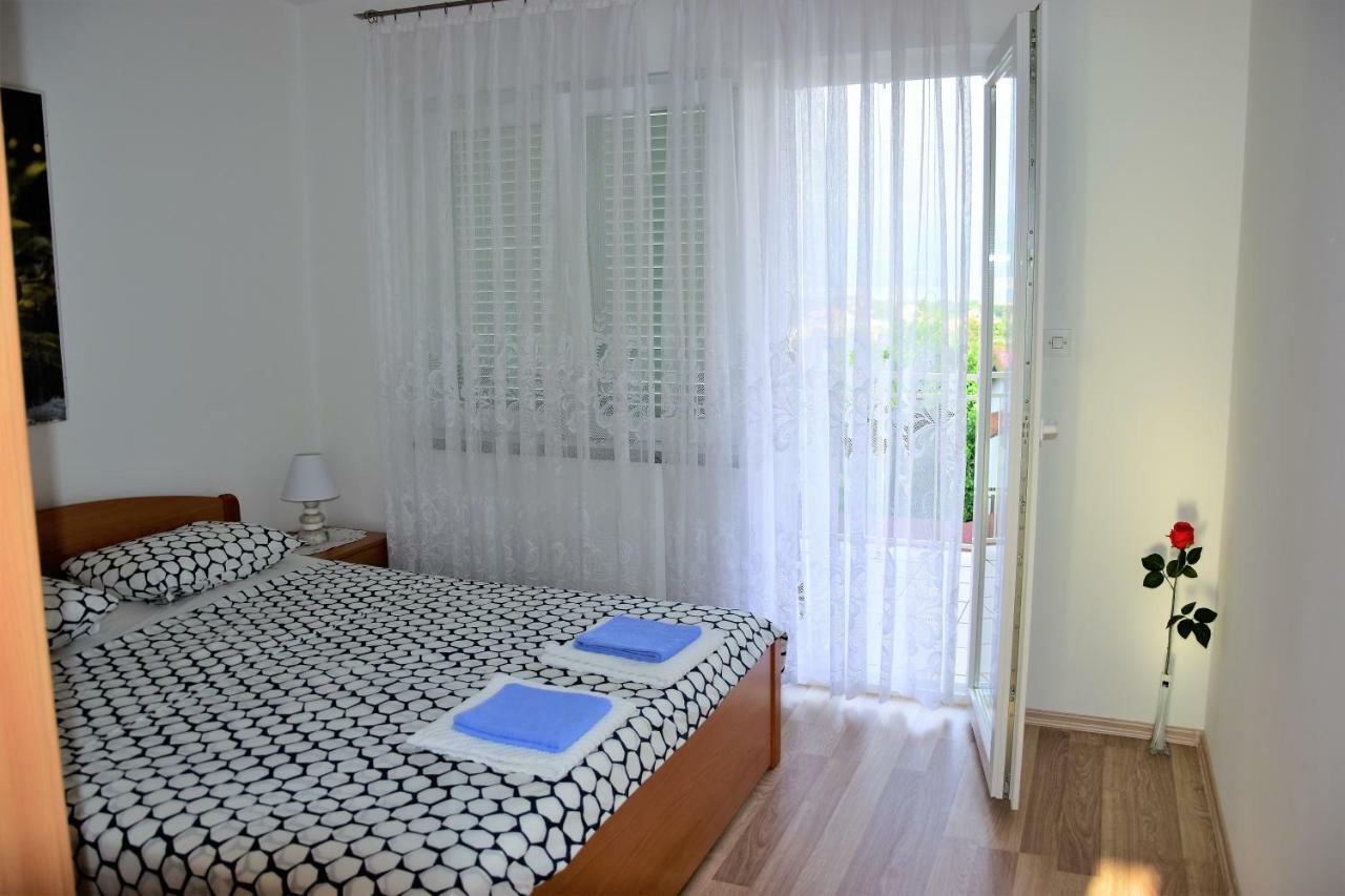 Apartmani Novosel Šilo Buitenkant foto