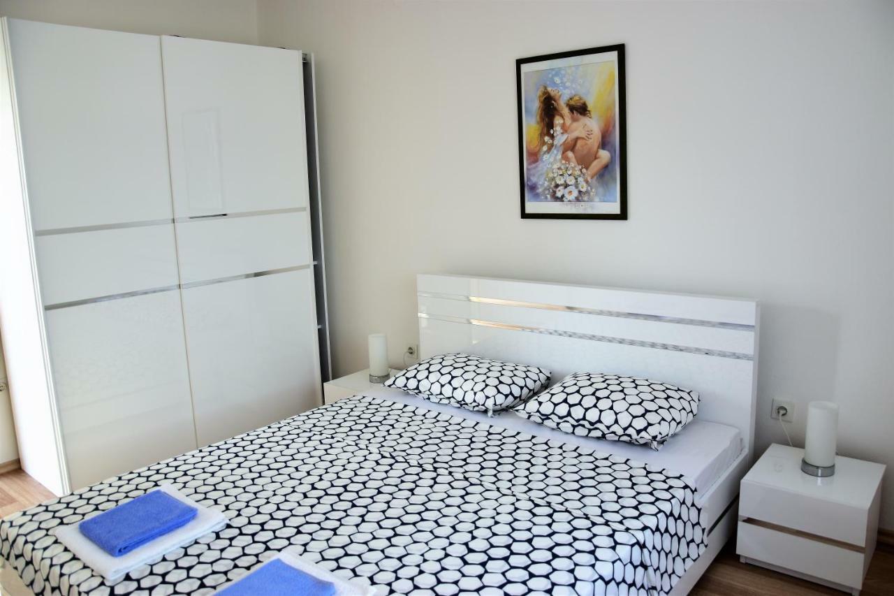 Apartmani Novosel Šilo Buitenkant foto